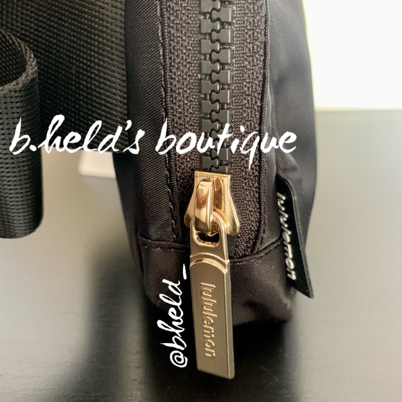 lululemon Everywhere Belt Bag in Black with Gold Zipper OS (1L) Brand New NWT - Picture 9 of 16